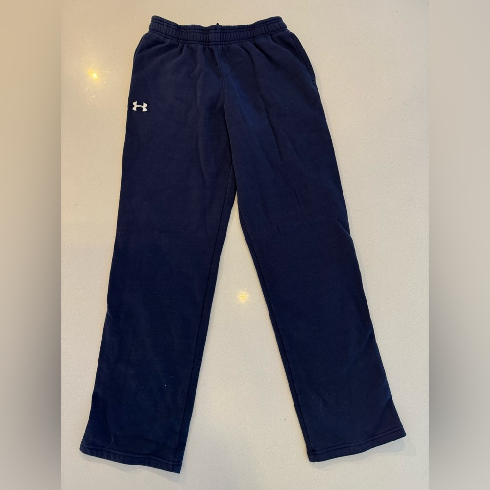 Under Armour youth Large sweats